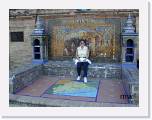 2002:04:17 10:36:51 - S�ville, Place de l'Espagne, banc de Malaga.